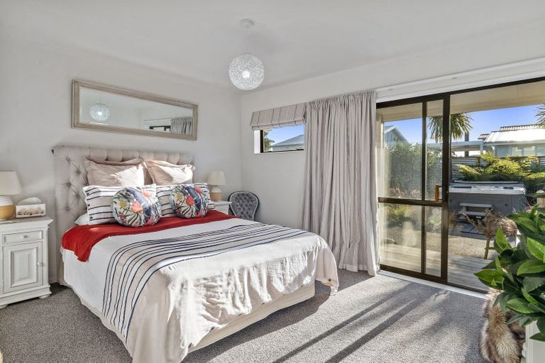 Photo of property in 403 Harbour View Road, Whangamata, 3620