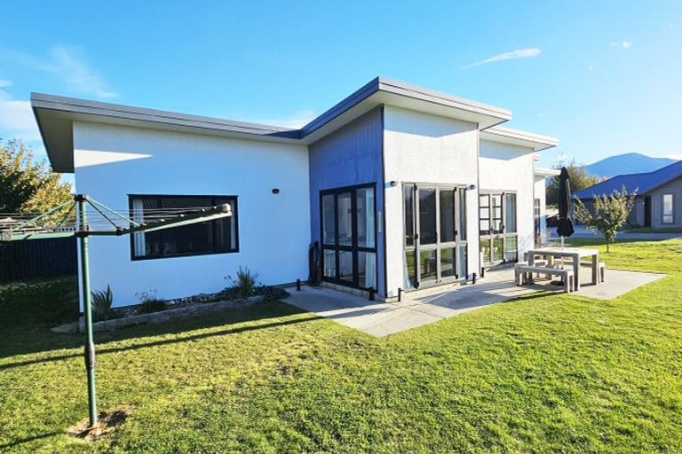 Photo of property in 11 Robertson Court, Cromwell, 9310