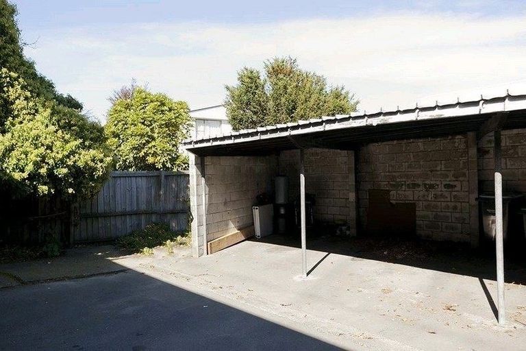 Photo of property in 10/24 London Street, Richmond, Christchurch, 8013