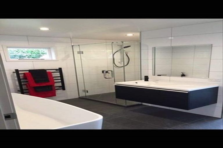 Photo of property in 7 Main Street, Hospital Hill, Napier, 4110