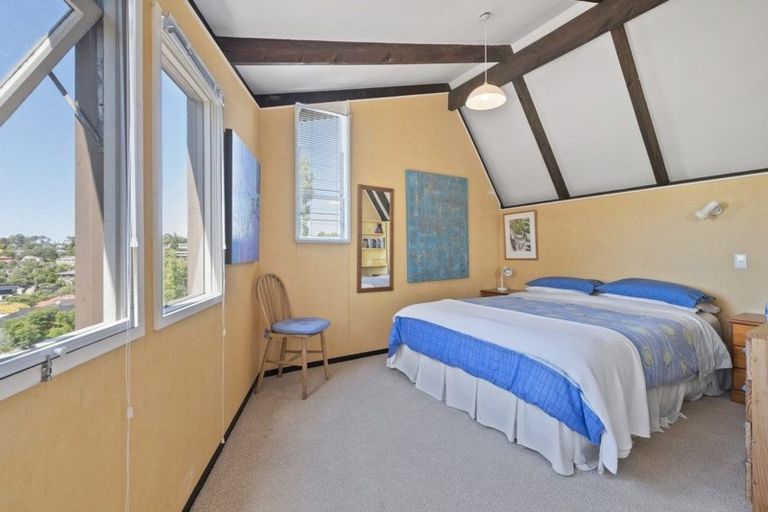 Photo of property in 18 Amante Crescent, Mairangi Bay, Auckland, 0630