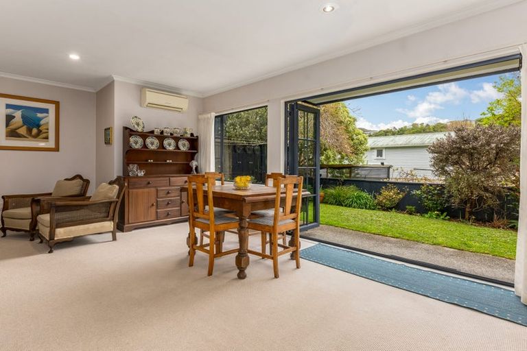 Photo of property in 1 Blakey Avenue, Karori, Wellington, 6012