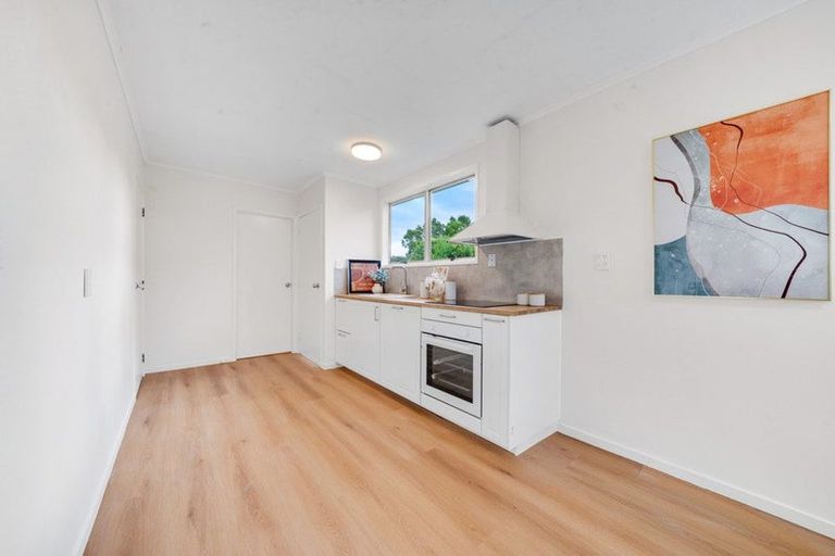 Photo of property in 54 Pukeroa Place, Papakura, 2110