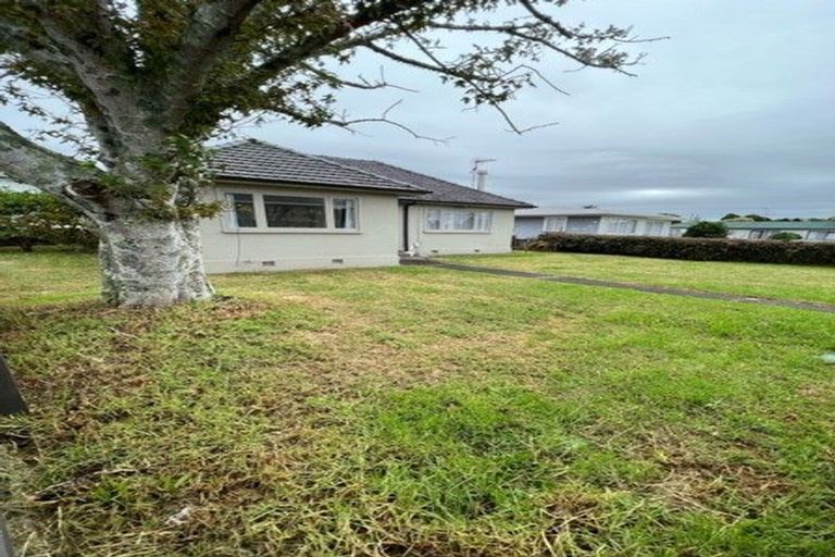 Photo of property in 1/27 Halsey Road, Manurewa, Auckland, 2102