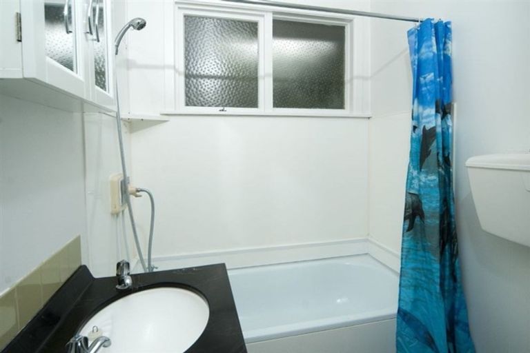 Photo of property in 4/39 Shakespeare Road, Milford, Auckland, 0620