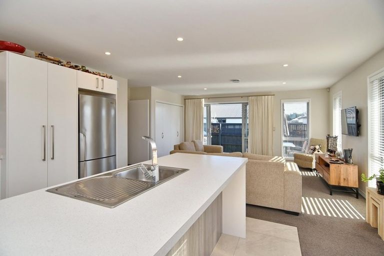 Photo of property in 7 Mclendon Green, Belfast, Christchurch, 8051