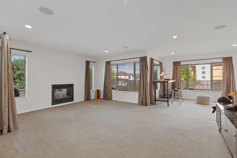 Photo of property in 141 Cyril French Drive, Flat Bush, Auckland, 2016