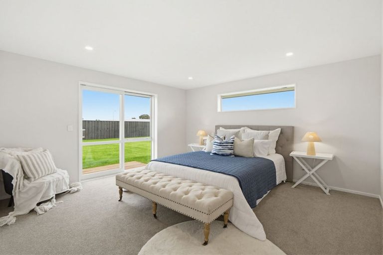 Photo of property in 27a Greig Crescent, Amberley, 7410