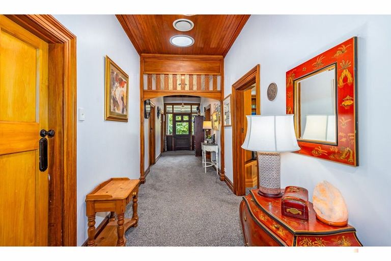 Photo of property in 22 Mckenzie Street, Geraldine, 7930