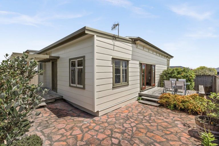 Photo of property in 120a Te Awa Avenue, Te Awa, Napier, 4110