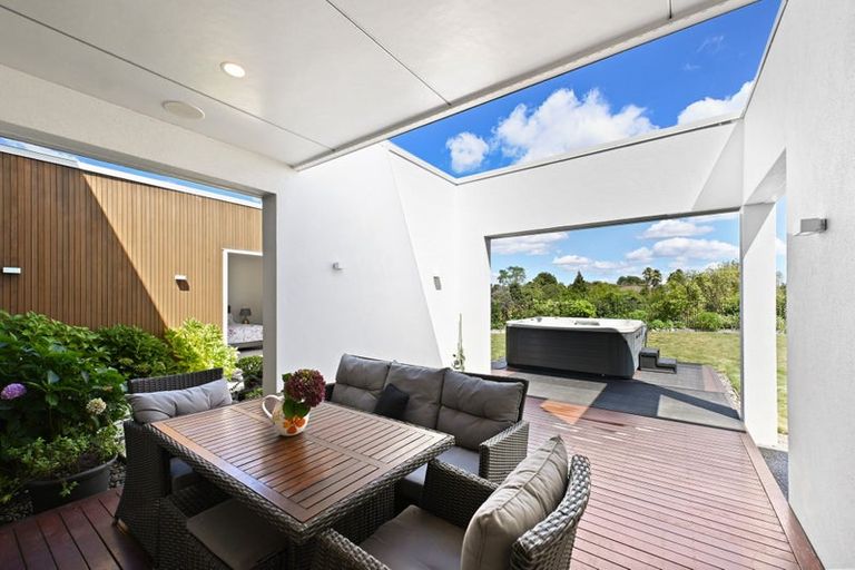 Photo of property in 33 Roy Hilton Drive, Flagstaff, Hamilton, 3210