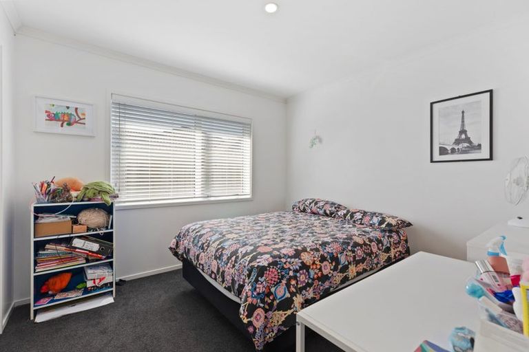 Photo of property in 57 Te Kio Crescent, Papamoa Beach, Papamoa, 3118