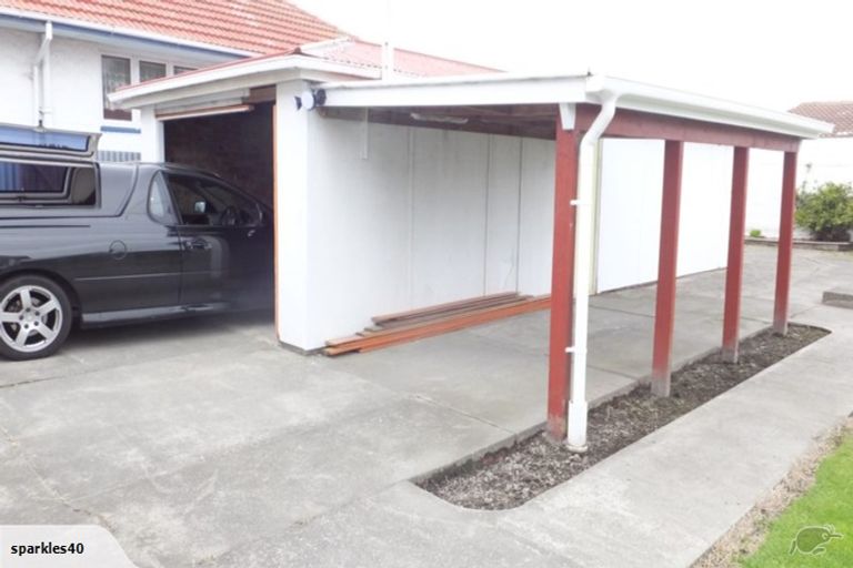 Photo of property in 22 Hargood Street, Woolston, Christchurch, 8062