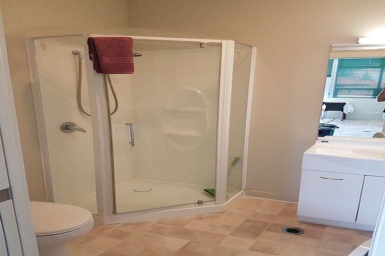 Photo of property in Mclean Towers, 2f/3 Shakespeare Road, Napier South, Napier, 4110