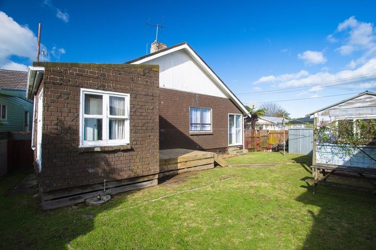 Photo of property in 12 Bayly Street, Te Hapara, Gisborne, 4010