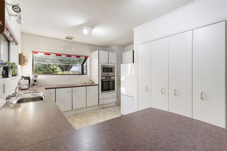 Photo of property in 208 Clovelly Road, Bucklands Beach, Auckland, 2012