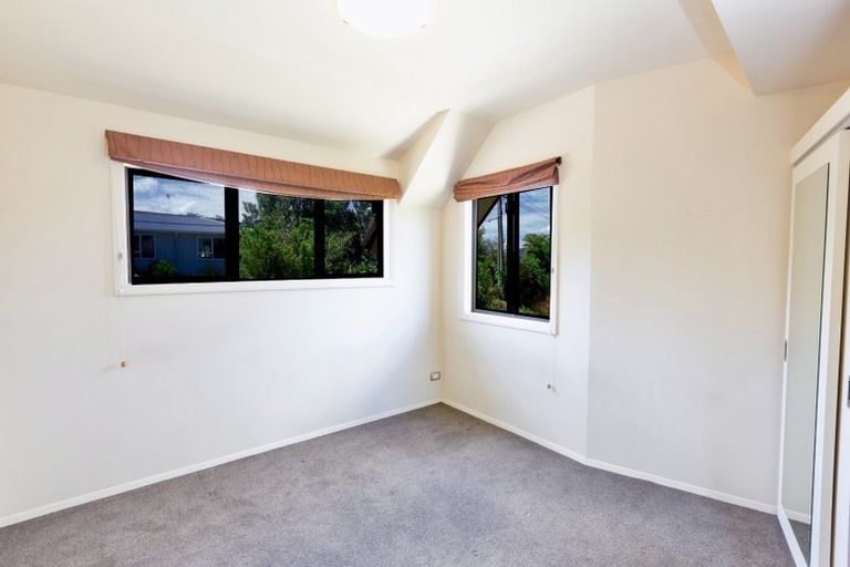 Photo of property in 24 Dominion Park Street, Johnsonville, Wellington, 6037