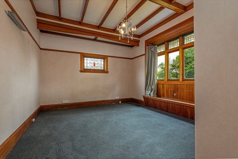 Photo of property in 24 Argyle Avenue, Takaro, Palmerston North, 4410