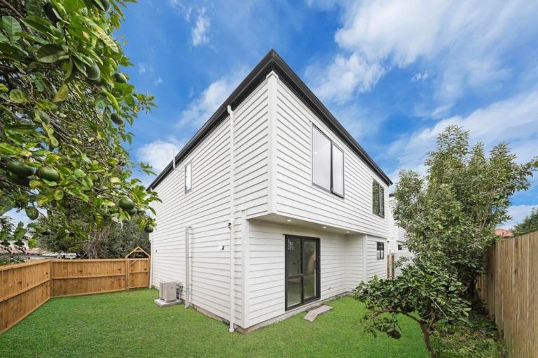 Photo of property in 60d Landscape Road, Papatoetoe, Auckland, 2025