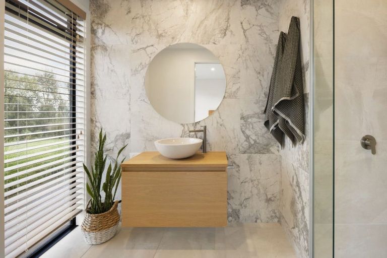 Photo of property in 23 Sullivan Road, Horsham Downs, Hamilton, 3281