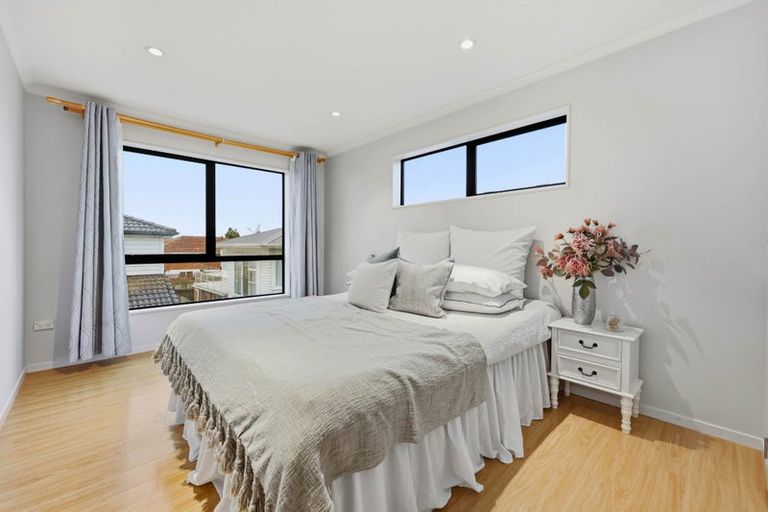 Photo of property in 45a Bradbury Road, Botany Downs, Auckland, 2010