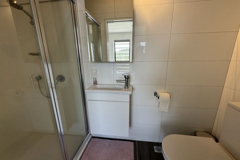 Photo of property in 4 Mangrove Lane, Albany Heights, Auckland, 0632