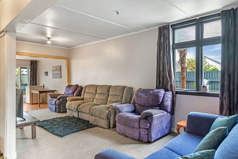 Photo of property in 28 Adderley Street, Westport, 7825