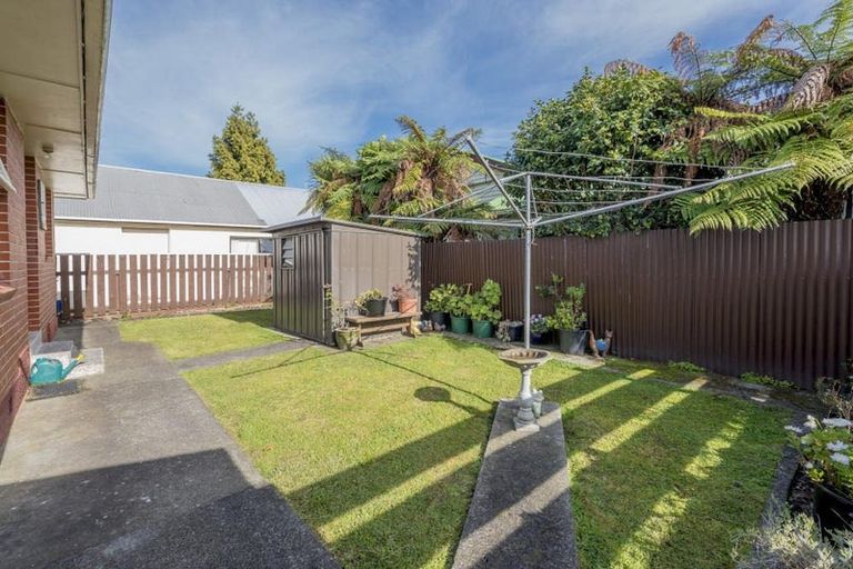 Photo of property in 11 Weraroa Road, Levin, 5510