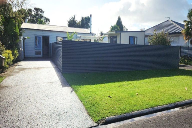 Photo of property in 5 Hilton Avenue, Whitianga, 3510