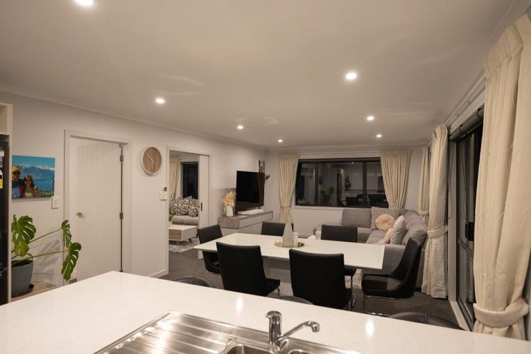 Photo of property in 195 Pacific Drive, Fitzherbert, Palmerston North, 4410