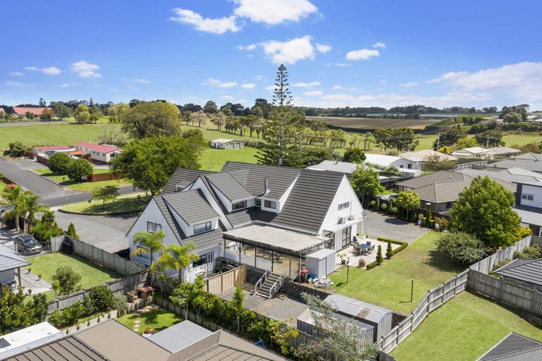 Photo of property in 91 Beatty Road, Pukekohe, 2120