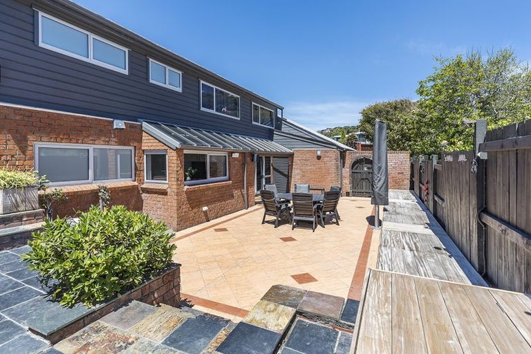 Photo of property in 170 Paremata Road, Paremata, Porirua, 5024