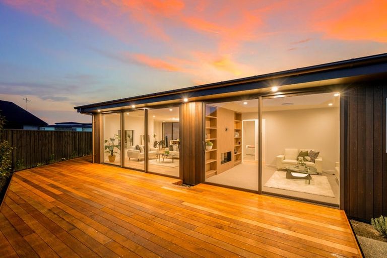 Photo of property in 90 Stationmasters Way, Prebbleton, 7604