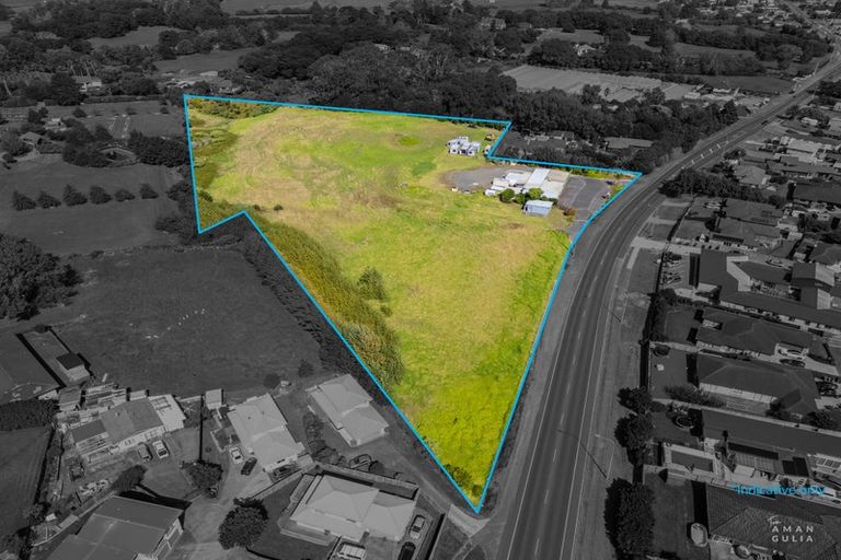 Photo of property in 520 Great South Road, Rosehill, Papakura, 2113