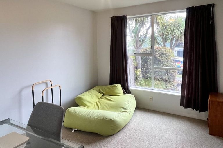 Photo of property in 8 Cardinal Drive, Hillmorton, Christchurch, 8025