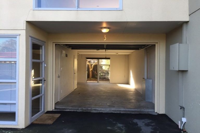 Photo of property in 3/440 Barbadoes Street, Edgeware, Christchurch, 8013