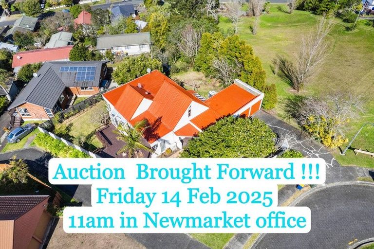 Photo of property in 22 Cairnbrae Court, Northcross, Auckland, 0632