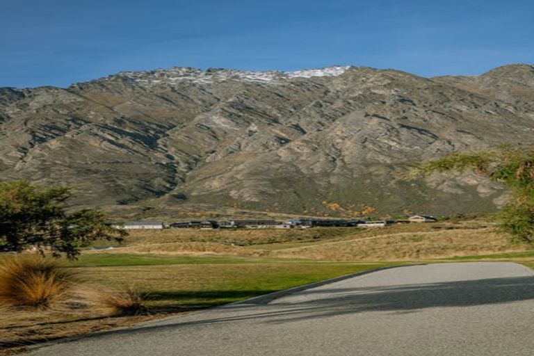 Photo of property in 22 Cunninghams Drive, Jacks Point, Queenstown, 9371