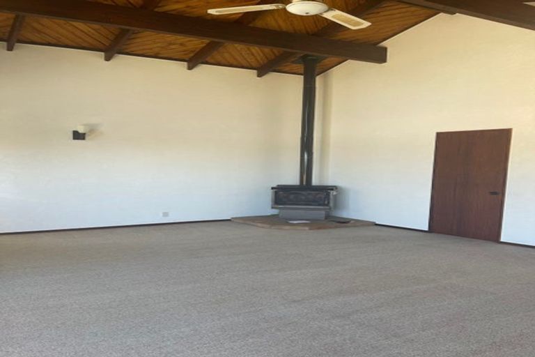 Photo of property in 94 Arran Road, Browns Bay, Auckland, 0630