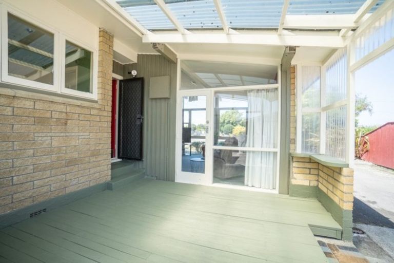 Photo of property in 67 Sutherland Crescent, Westbrook, Palmerston North, 4412