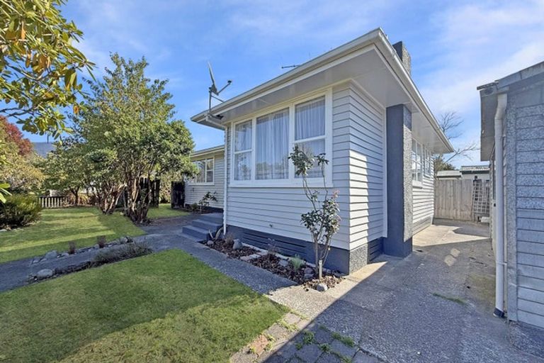 Photo of property in 14 Rangipoia Place, Turangi, 3334