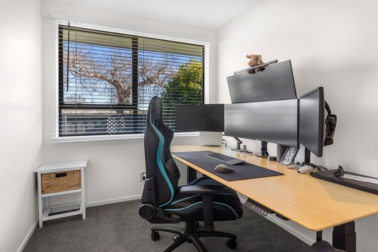 Photo of property in 1/202 Grimseys Road, Redwood, Christchurch, 8051