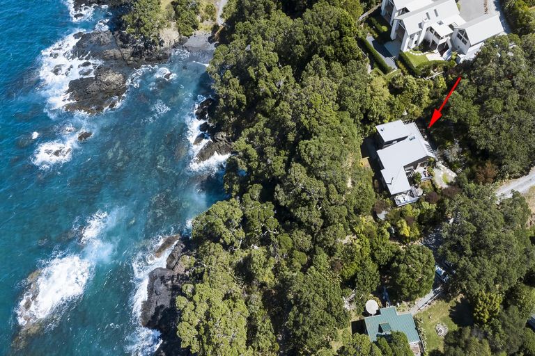 Photo of property in 7 Kyle Street, Leigh, 0985