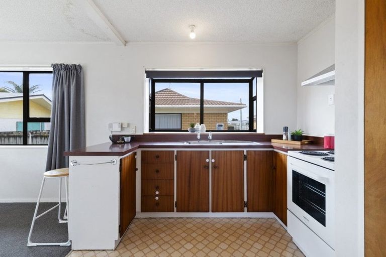 Photo of property in 3/45 Wellington Street, Pukekohe, 2120