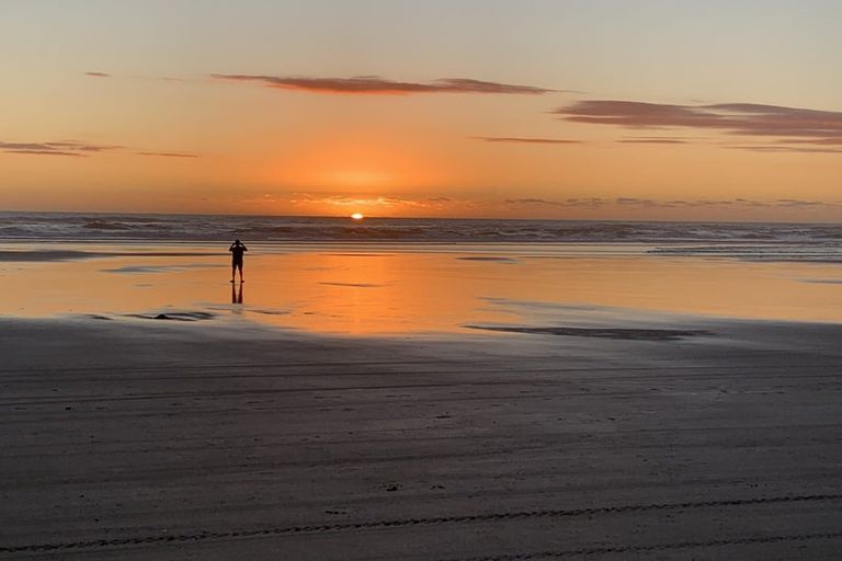 Photo of property in 42 Sea View Road, Baylys Beach, Dargaville, 0377