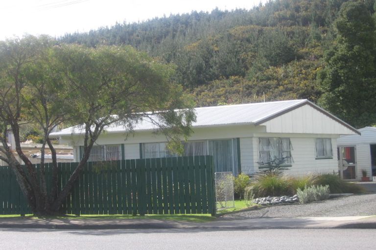 Photo of property in 67a George Street, Hikurangi, 0114
