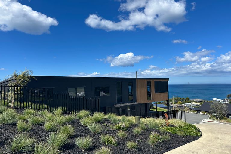 Photo of property in 11 Pegasus Lane, Langs Beach, 0582