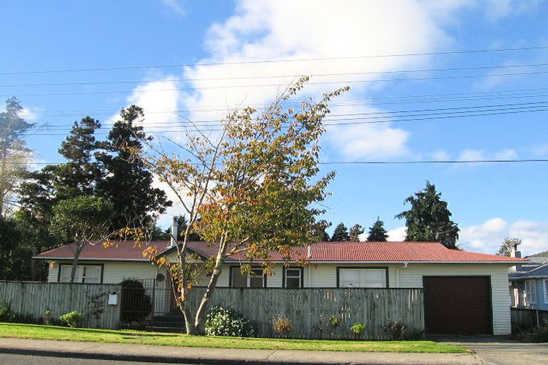 Photo of property in 70 Tutanekai Street, Paraparaumu, 5032