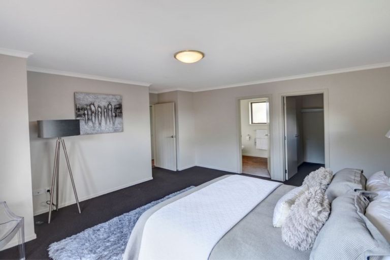 Photo of property in 199 Wingatui Road, Mosgiel, 9024