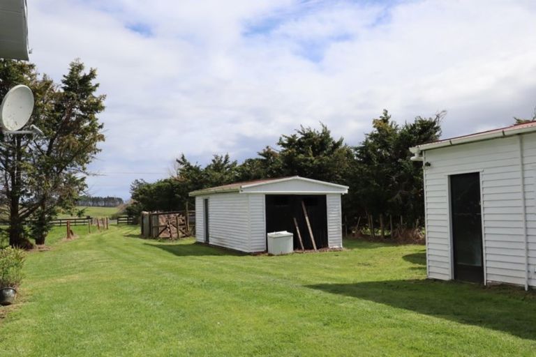 Photo of property in 689 Pouto Road, Aratapu, Dargaville, 0371